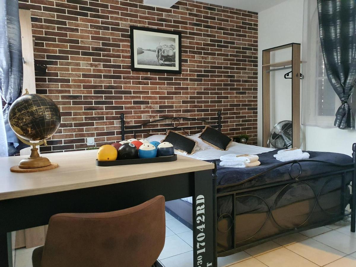 Appartement Indus En Centre Ville Avec Parking Онфлёр Экстерьер фото